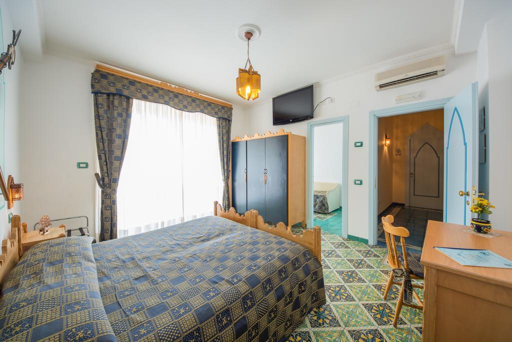 Riviera B&B Rooms 马奥莱 外观 照片