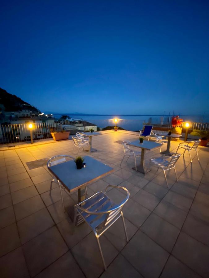 Riviera B&B Rooms 马奥莱 外观 照片